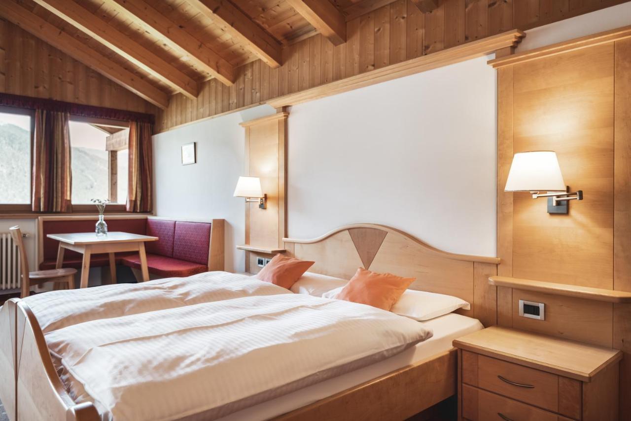 Berghotel Majarei San Vigilio Di Marebbe Kültér fotó